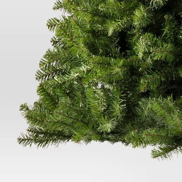 Unlit Alberta Spruce Artificial Christmas Tree